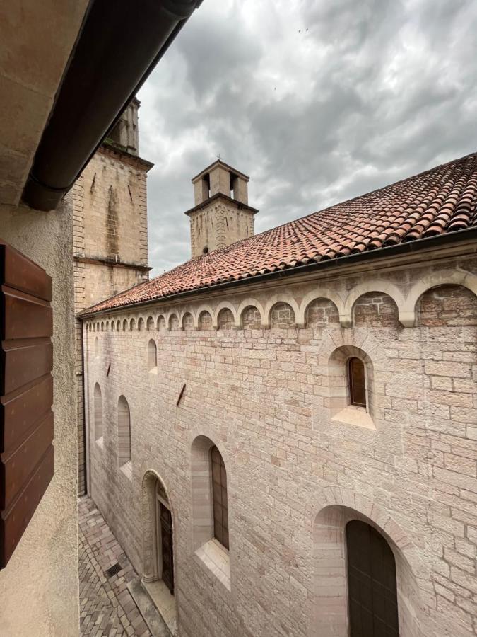 Church Bells Apartment Kotor Bagian luar foto
